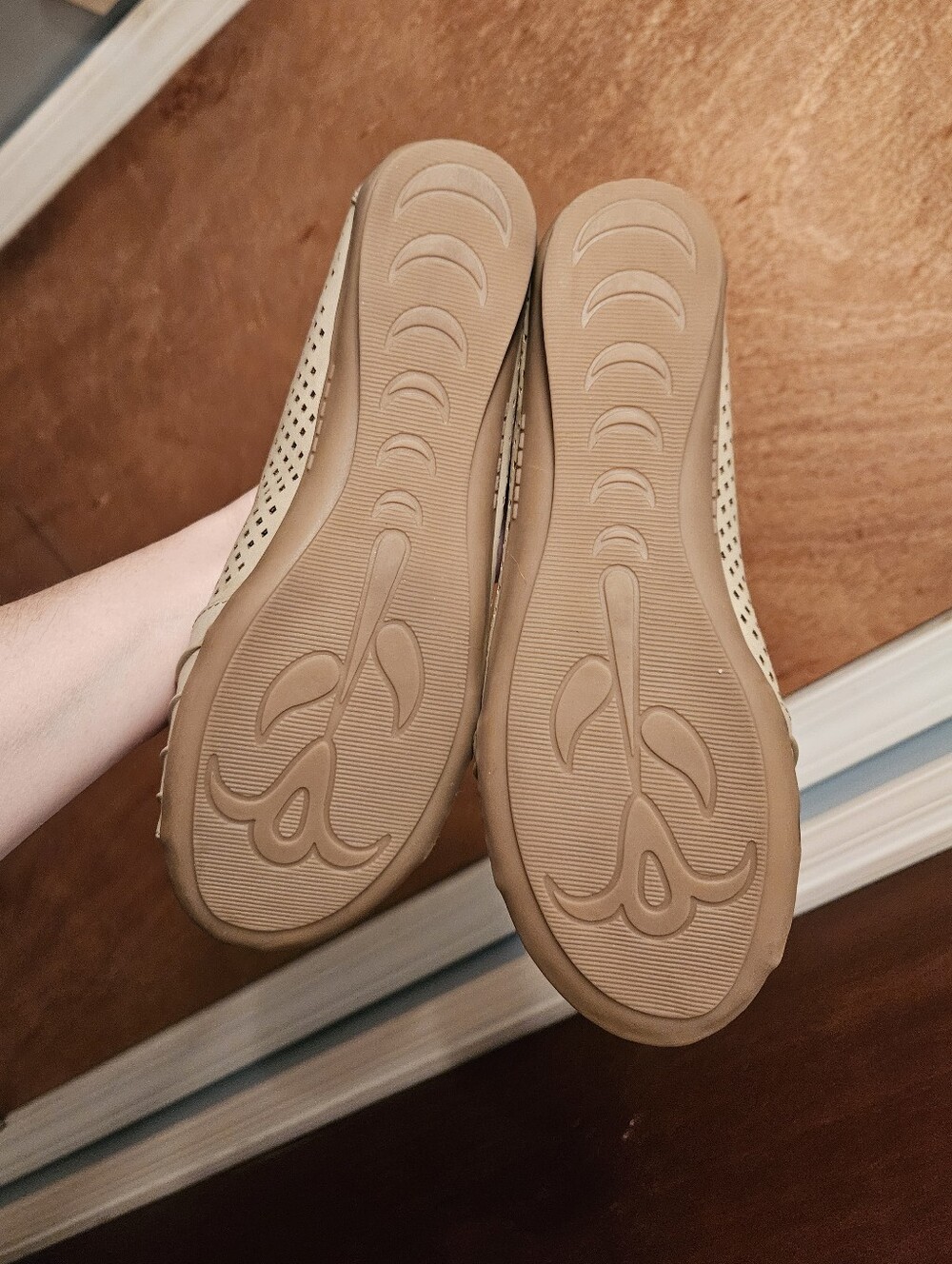 Cliffs By White Mountain 10M Womens Flats - Picture 5 of 16